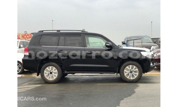 Nunua Imported Toyota Land Cruiser Nyeusi Gari ndani ya Import - Dubai nchini Cabo Delgado Nunua Imported Toyota Land Cruiser Nyeusi Gari ndani ya Import - Dubai nchini Cabo Delgado