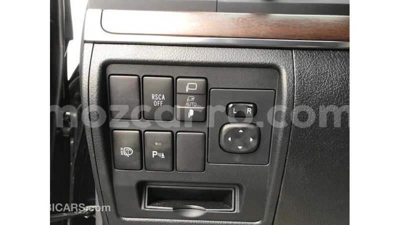 Big with watermark toyota land cruiser cabo delgado import dubai 7900