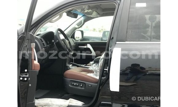 Buy Import Toyota Land Cruiser Black Car in Import - Dubai in Cabo Delgado Buy Import Toyota Land Cruiser Black Car in Import - Dubai in Cabo Delgado