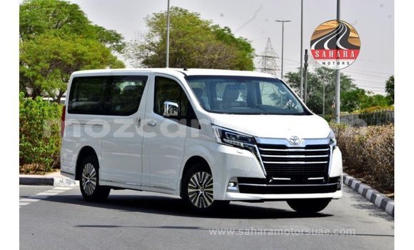 Buy Import Toyota Granvia White Car in Import - Dubai in Cabo Delgado Buy Import Toyota Granvia White Car in Import - Dubai in Cabo Delgado