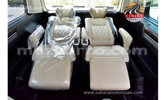 Buy Import Toyota Granvia White Car in Import - Dubai in Cabo Delgado Buy Import Toyota Granvia White Car in Import - Dubai in Cabo Delgado