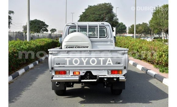 Nunua Imported Toyota Land Cruiser Nyingine Gari ndani ya Import - Dubai nchini Cabo Delgado Nunua Imported Toyota Land Cruiser Nyingine Gari ndani ya Import - Dubai nchini Cabo Delgado