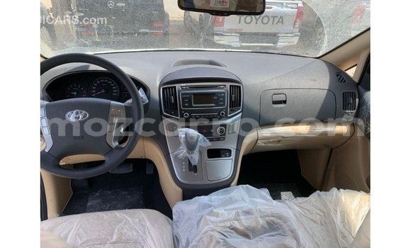 Comprar Importar Hyundai Accent Branco Carro em Import - Dubai em Cabo Delgado Comprar Importar Hyundai Accent Branco Carro em Import - Dubai em Cabo Delgado