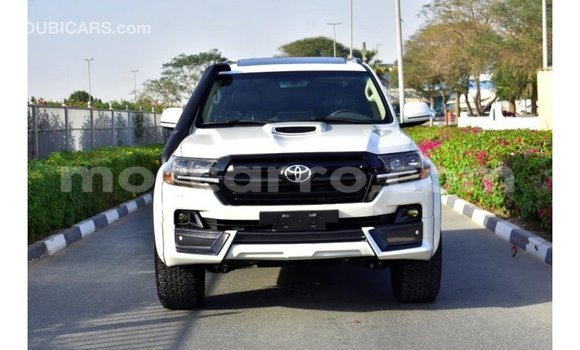 Buy Import Toyota Land Cruiser White Car in Import - Dubai in Cabo Delgado Buy Import Toyota Land Cruiser White Car in Import - Dubai in Cabo Delgado