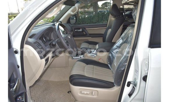 Buy Import Toyota Land Cruiser White Car in Import - Dubai in Cabo Delgado Buy Import Toyota Land Cruiser White Car in Import - Dubai in Cabo Delgado