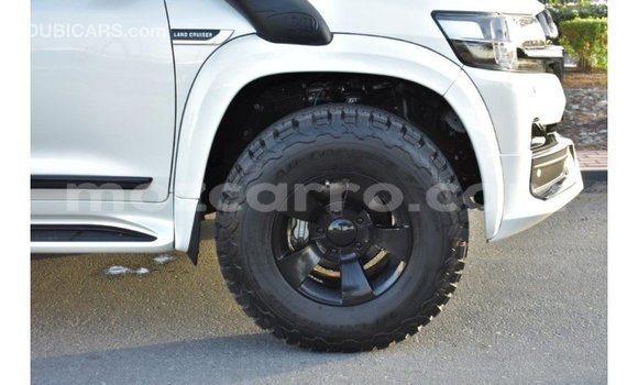 Buy Import Toyota Land Cruiser White Car in Import - Dubai in Cabo Delgado Buy Import Toyota Land Cruiser White Car in Import - Dubai in Cabo Delgado