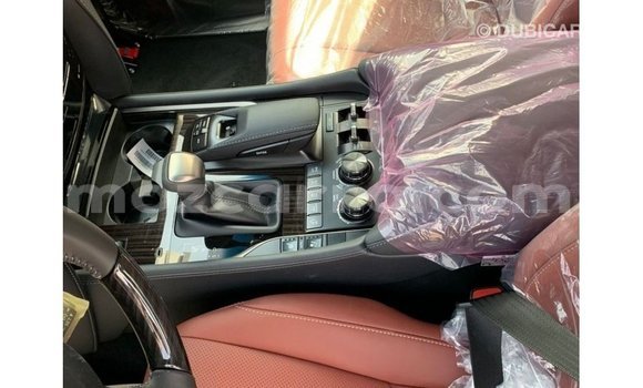 Nunua Imported Lexus LX Nyeusi Gari ndani ya Import - Dubai nchini Cabo Delgado Nunua Imported Lexus LX Nyeusi Gari ndani ya Import - Dubai nchini Cabo Delgado