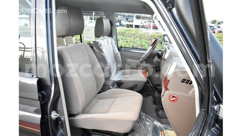Big with watermark toyota land cruiser cabo delgado import dubai 7921