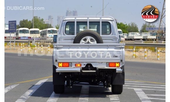 Nunua Imported Toyota Land Cruiser Nyingine Gari ndani ya Import - Dubai nchini Cabo Delgado Nunua Imported Toyota Land Cruiser Nyingine Gari ndani ya Import - Dubai nchini Cabo Delgado