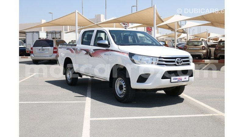 Big with watermark toyota hilux cabo delgado import dubai 7924