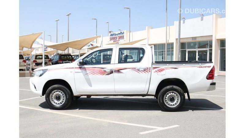 Big with watermark toyota hilux cabo delgado import dubai 7924