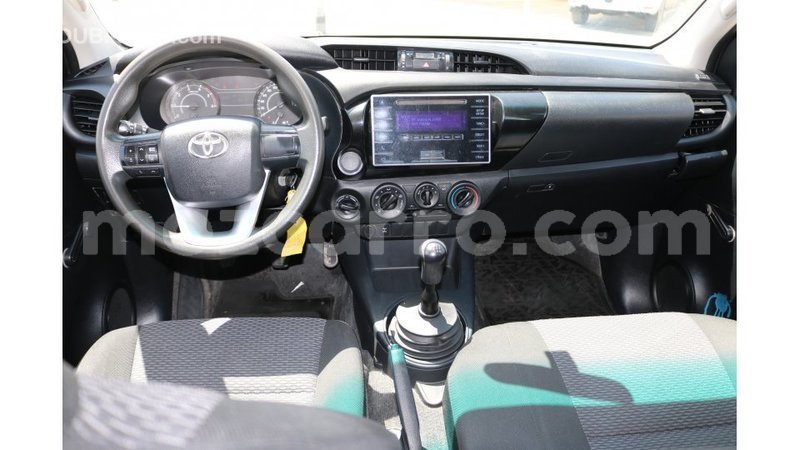 Big with watermark toyota hilux cabo delgado import dubai 7924