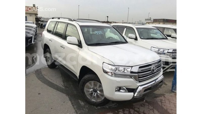 Big with watermark toyota land cruiser cabo delgado import dubai 7925