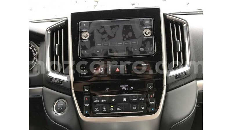 Big with watermark toyota land cruiser cabo delgado import dubai 7925