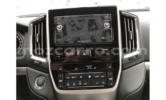 Tenga Imported Toyota Land Cruiser Chena Mota in Import - Dubai in Cabo Delgado Tenga Imported Toyota Land Cruiser Chena Mota in Import - Dubai in Cabo Delgado