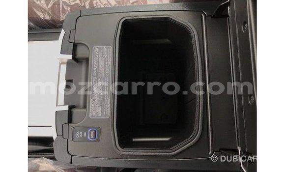 Tenga Imported Toyota Land Cruiser Chena Mota in Import - Dubai in Cabo Delgado Tenga Imported Toyota Land Cruiser Chena Mota in Import - Dubai in Cabo Delgado