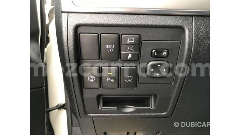 Big with watermark toyota land cruiser cabo delgado import dubai 7925