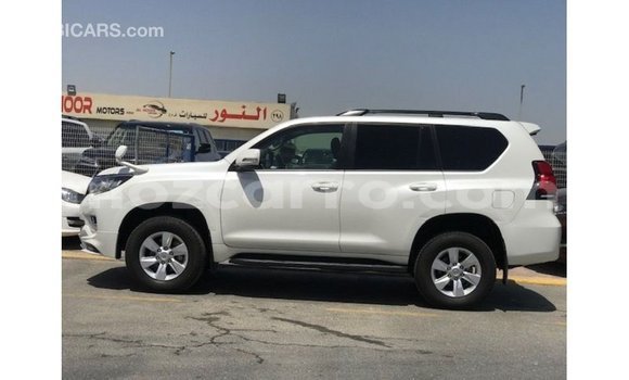 Nunua Imported Toyota Prado Nyeupe Gari ndani ya Import - Dubai nchini Cabo Delgado Nunua Imported Toyota Prado Nyeupe Gari ndani ya Import - Dubai nchini Cabo Delgado