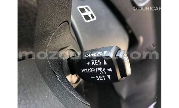 Nunua Imported Toyota Prado Nyeupe Gari ndani ya Import - Dubai nchini Cabo Delgado Nunua Imported Toyota Prado Nyeupe Gari ndani ya Import - Dubai nchini Cabo Delgado