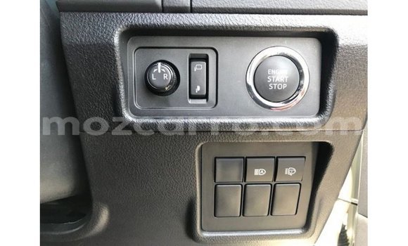 Nunua Imported Toyota Prado Nyeupe Gari ndani ya Import - Dubai nchini Cabo Delgado Nunua Imported Toyota Prado Nyeupe Gari ndani ya Import - Dubai nchini Cabo Delgado