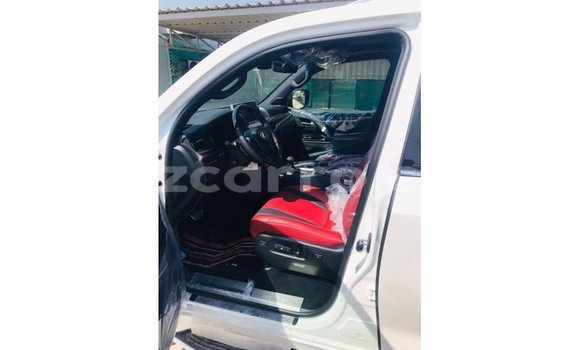 Tenga Imported Lexus LX Chena Mota in Import - Dubai in Cabo Delgado Tenga Imported Lexus LX Chena Mota in Import - Dubai in Cabo Delgado