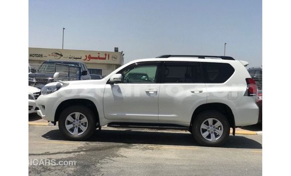 Comprar Importar Toyota Prado Branco Carro em Import - Dubai em Cabo Delgado Comprar Importar Toyota Prado Branco Carro em Import - Dubai em Cabo Delgado