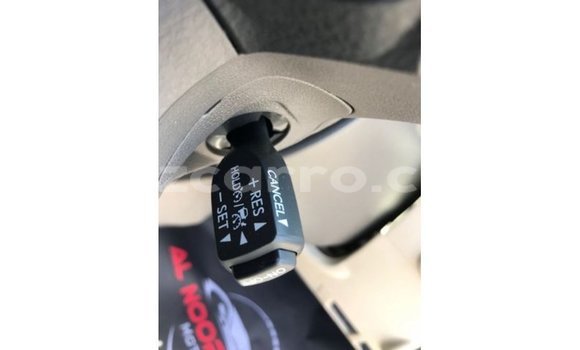 Comprar Importar Toyota Prado Branco Carro em Import - Dubai em Cabo Delgado Comprar Importar Toyota Prado Branco Carro em Import - Dubai em Cabo Delgado