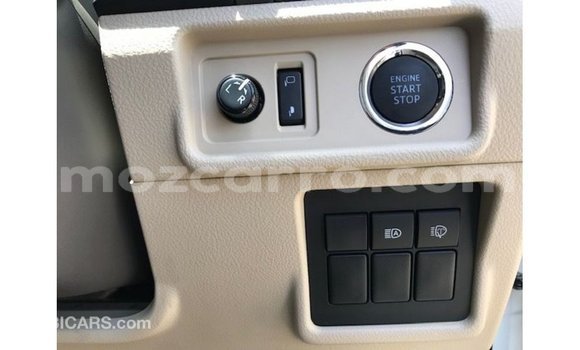 Comprar Importar Toyota Prado Branco Carro em Import - Dubai em Cabo Delgado Comprar Importar Toyota Prado Branco Carro em Import - Dubai em Cabo Delgado