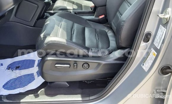 Comprar Importar Honda CR-V De outros Carro em Import - Dubai em Cabo Delgado Comprar Importar Honda CR-V De outros Carro em Import - Dubai em Cabo Delgado