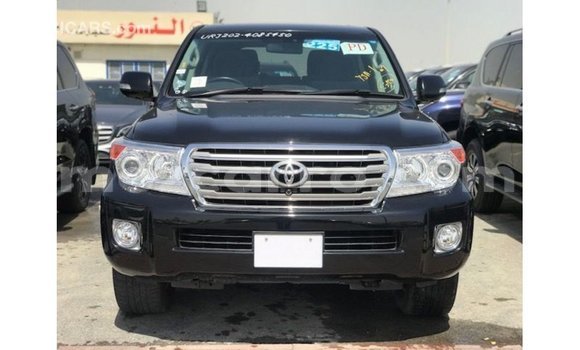 Nunua Imported Toyota Land Cruiser Nyeusi Gari ndani ya Import - Dubai nchini Cabo Delgado Nunua Imported Toyota Land Cruiser Nyeusi Gari ndani ya Import - Dubai nchini Cabo Delgado
