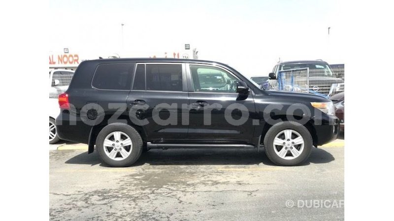 Big with watermark toyota land cruiser cabo delgado import dubai 7937