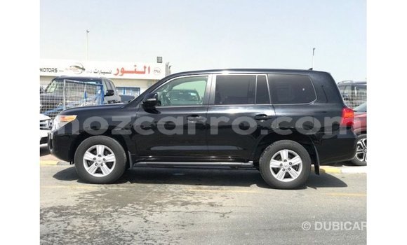Nunua Imported Toyota Land Cruiser Nyeusi Gari ndani ya Import - Dubai nchini Cabo Delgado Nunua Imported Toyota Land Cruiser Nyeusi Gari ndani ya Import - Dubai nchini Cabo Delgado