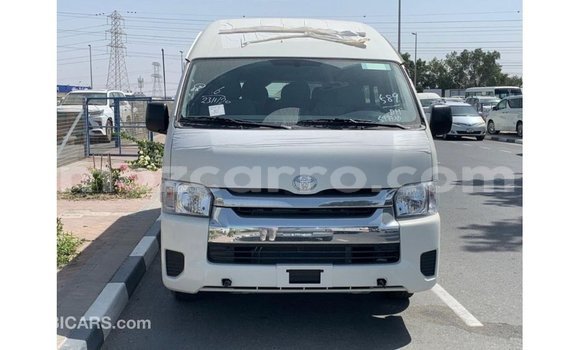Buy Import Toyota Hiace White Car in Import - Dubai in Cabo Delgado Buy Import Toyota Hiace White Car in Import - Dubai in Cabo Delgado