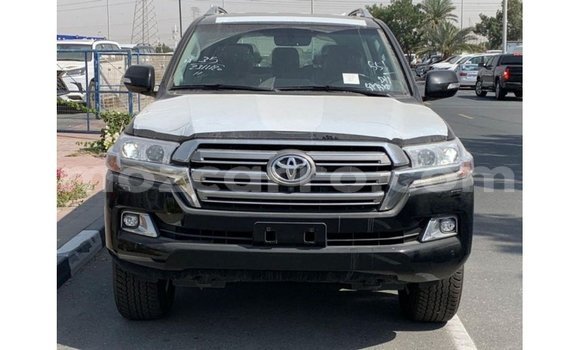 Nunua Imported Toyota Land Cruiser Nyeusi Gari ndani ya Import - Dubai nchini Cabo Delgado Nunua Imported Toyota Land Cruiser Nyeusi Gari ndani ya Import - Dubai nchini Cabo Delgado