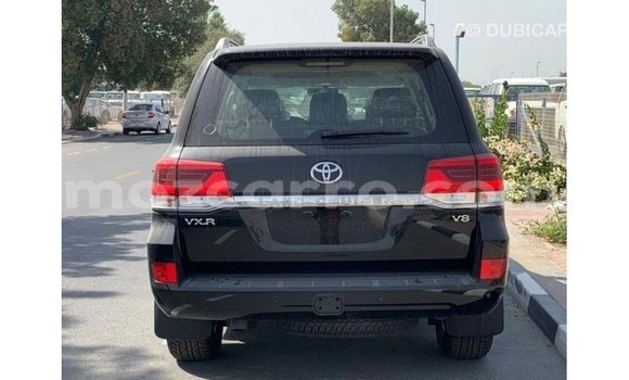 Nunua Imported Toyota Land Cruiser Nyeusi Gari ndani ya Import - Dubai nchini Cabo Delgado Nunua Imported Toyota Land Cruiser Nyeusi Gari ndani ya Import - Dubai nchini Cabo Delgado