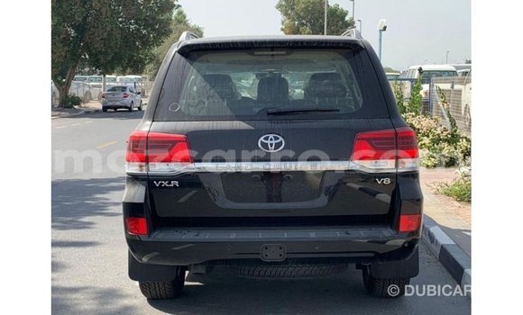 Nunua Imported Toyota Land Cruiser Nyeusi Gari ndani ya Import - Dubai nchini Cabo Delgado Nunua Imported Toyota Land Cruiser Nyeusi Gari ndani ya Import - Dubai nchini Cabo Delgado
