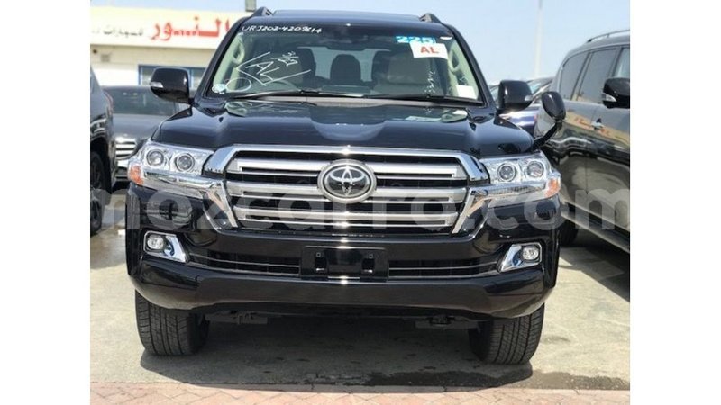 Big with watermark toyota land cruiser cabo delgado import dubai 7946