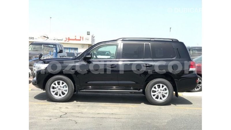 Big with watermark toyota land cruiser cabo delgado import dubai 7946