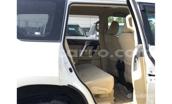 Nunua Imported Toyota Prado Nyeupe Gari ndani ya Import - Dubai nchini Cabo Delgado Nunua Imported Toyota Prado Nyeupe Gari ndani ya Import - Dubai nchini Cabo Delgado