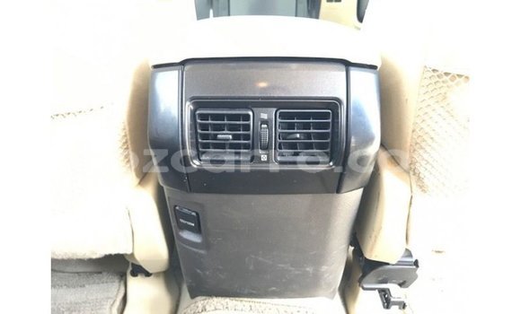 Nunua Imported Toyota Prado Nyeupe Gari ndani ya Import - Dubai nchini Cabo Delgado Nunua Imported Toyota Prado Nyeupe Gari ndani ya Import - Dubai nchini Cabo Delgado