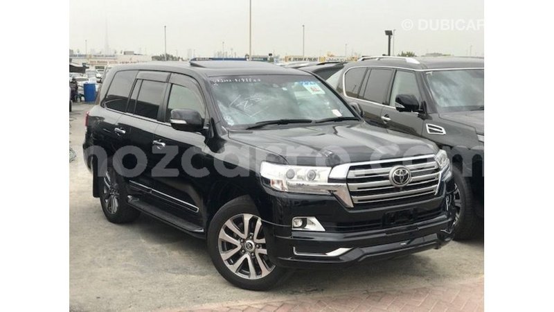 Big with watermark toyota land cruiser cabo delgado import dubai 7951