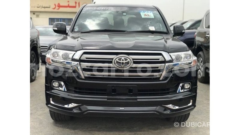 Big with watermark toyota land cruiser cabo delgado import dubai 7951