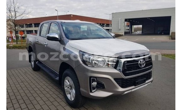 Comprar Importar Toyota Hilux Castanho Carro em Import - Dubai em Cabo Delgado Comprar Importar Toyota Hilux Castanho Carro em Import - Dubai em Cabo Delgado