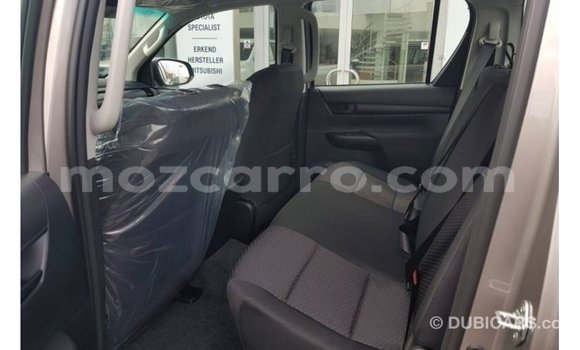 Comprar Importar Toyota Hilux Castanho Carro em Import - Dubai em Cabo Delgado Comprar Importar Toyota Hilux Castanho Carro em Import - Dubai em Cabo Delgado