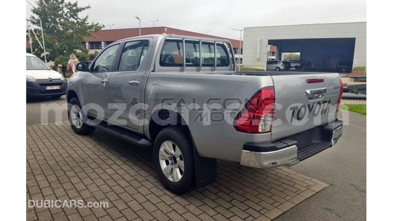 Big with watermark toyota hilux cabo delgado import dubai 7954