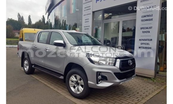 Comprar Importar Toyota Hilux Castanho Carro em Import - Dubai em Cabo Delgado Comprar Importar Toyota Hilux Castanho Carro em Import - Dubai em Cabo Delgado