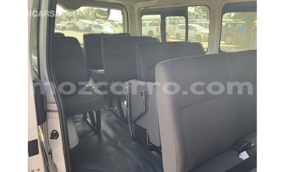Comprar Importar Toyota Hiace Branco Carro em Import - Dubai em Cabo Delgado Comprar Importar Toyota Hiace Branco Carro em Import - Dubai em Cabo Delgado