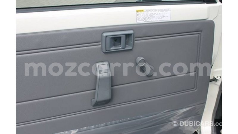 Big with watermark toyota land cruiser cabo delgado import dubai 7963