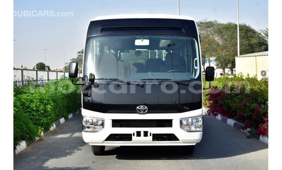 Nunua Imported Toyota Coaster Nyeupe Gari ndani ya Import - Dubai nchini Cabo Delgado Nunua Imported Toyota Coaster Nyeupe Gari ndani ya Import - Dubai nchini Cabo Delgado