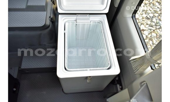 Nunua Imported Toyota Coaster Nyeupe Gari ndani ya Import - Dubai nchini Cabo Delgado Nunua Imported Toyota Coaster Nyeupe Gari ndani ya Import - Dubai nchini Cabo Delgado